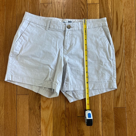 Old Navy Khaki Shorts Lot - Picture 5 of 6